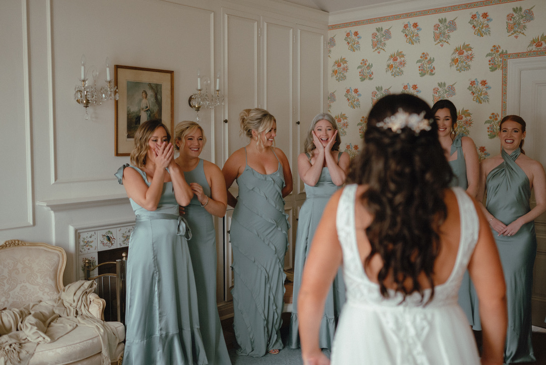 DFCDB474 C4BB 4924 BF89 81F997E6F8DD 1 105 c